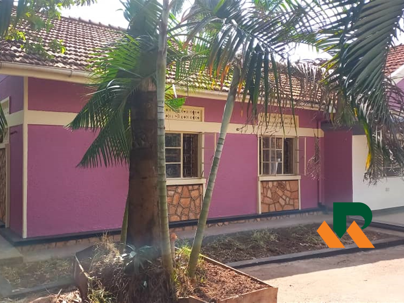 Bungalow for rent in Bukoto Kampala