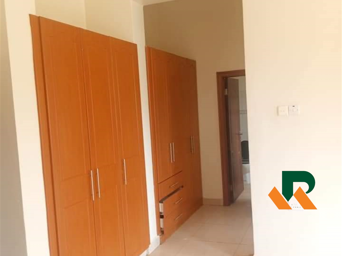 Storeyed house for rent in Bbunga Kampala