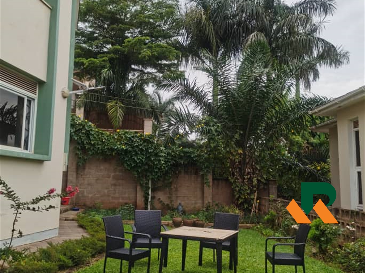 Villa for sale in Lubowa Kampala