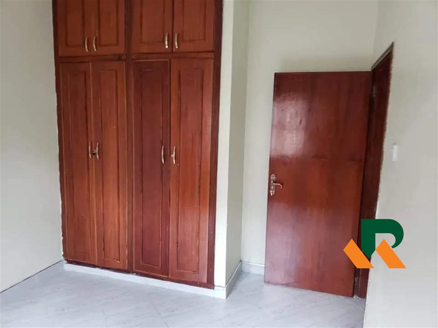 Semi Detached for rent in Bukoto Kampala