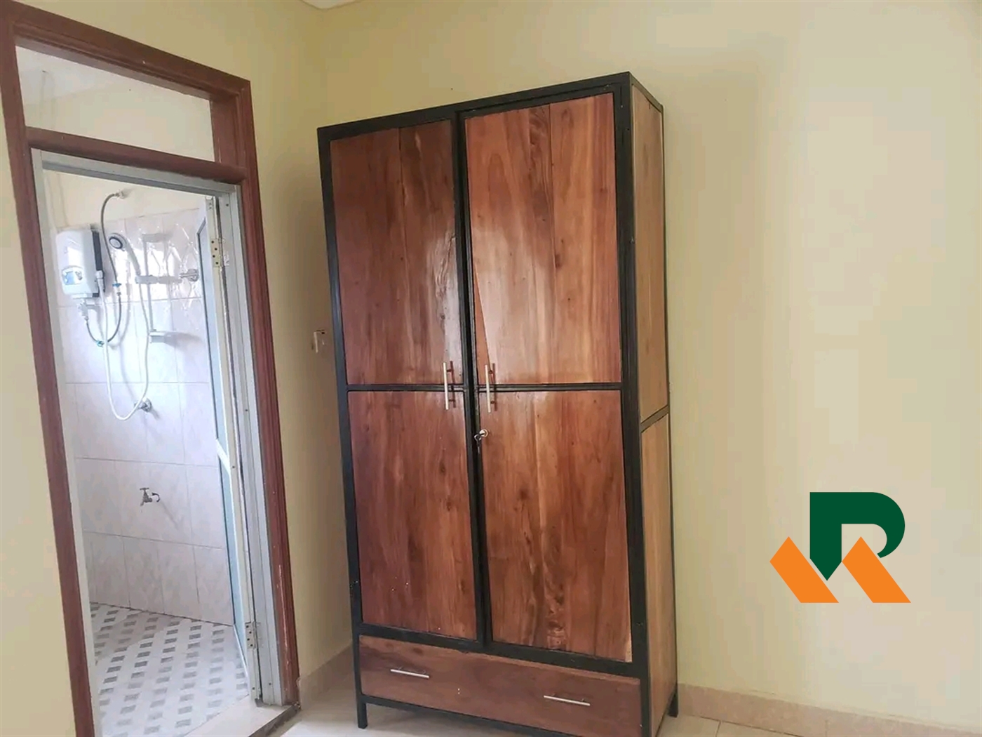 Semi Detached for rent in Munyonyo Kampala