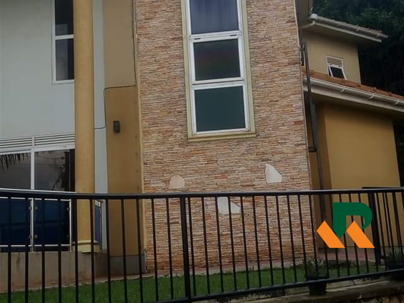 Villa for rent in Makindye Kampala