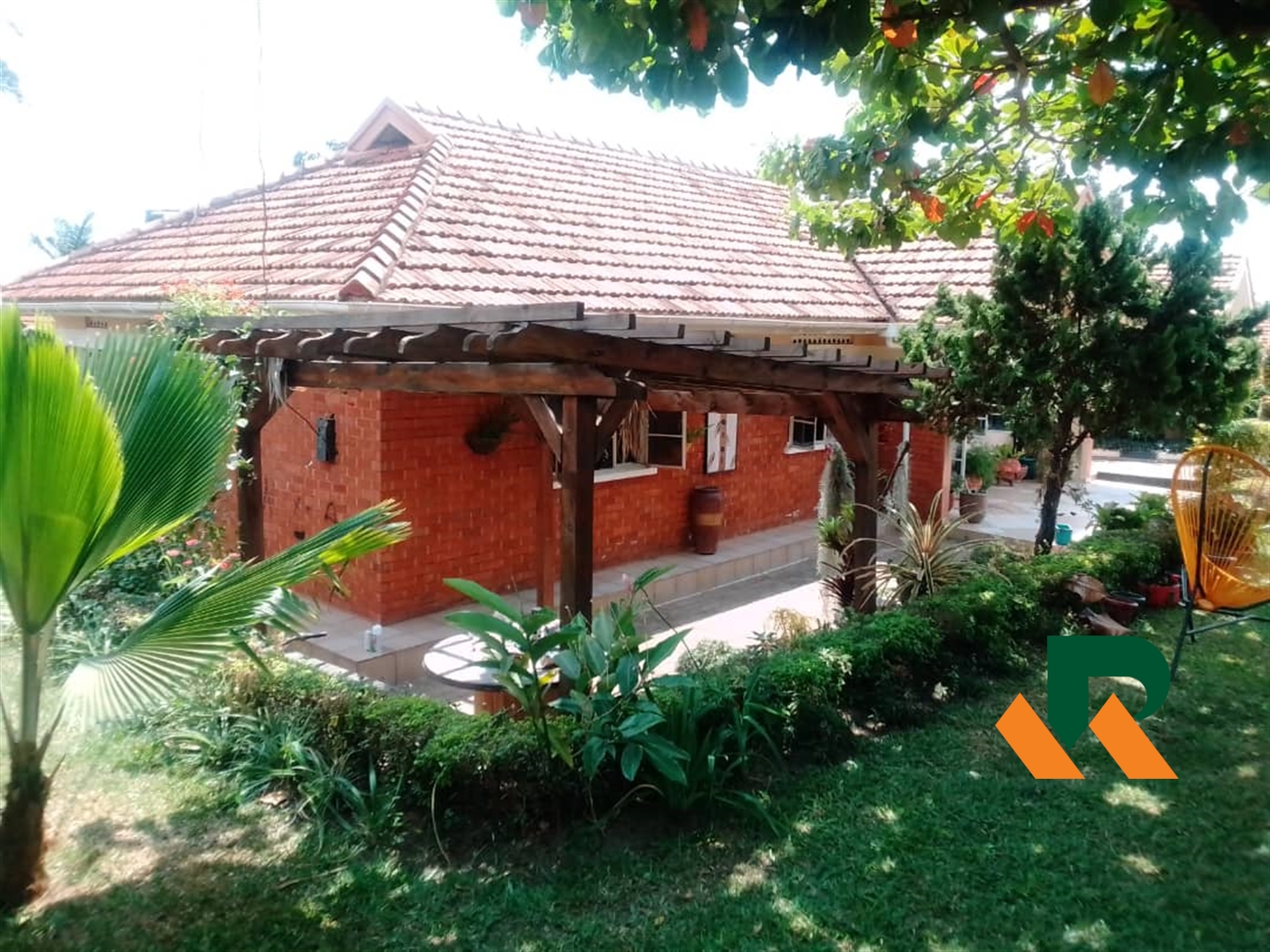 Bungalow for sale in Naalya Kampala