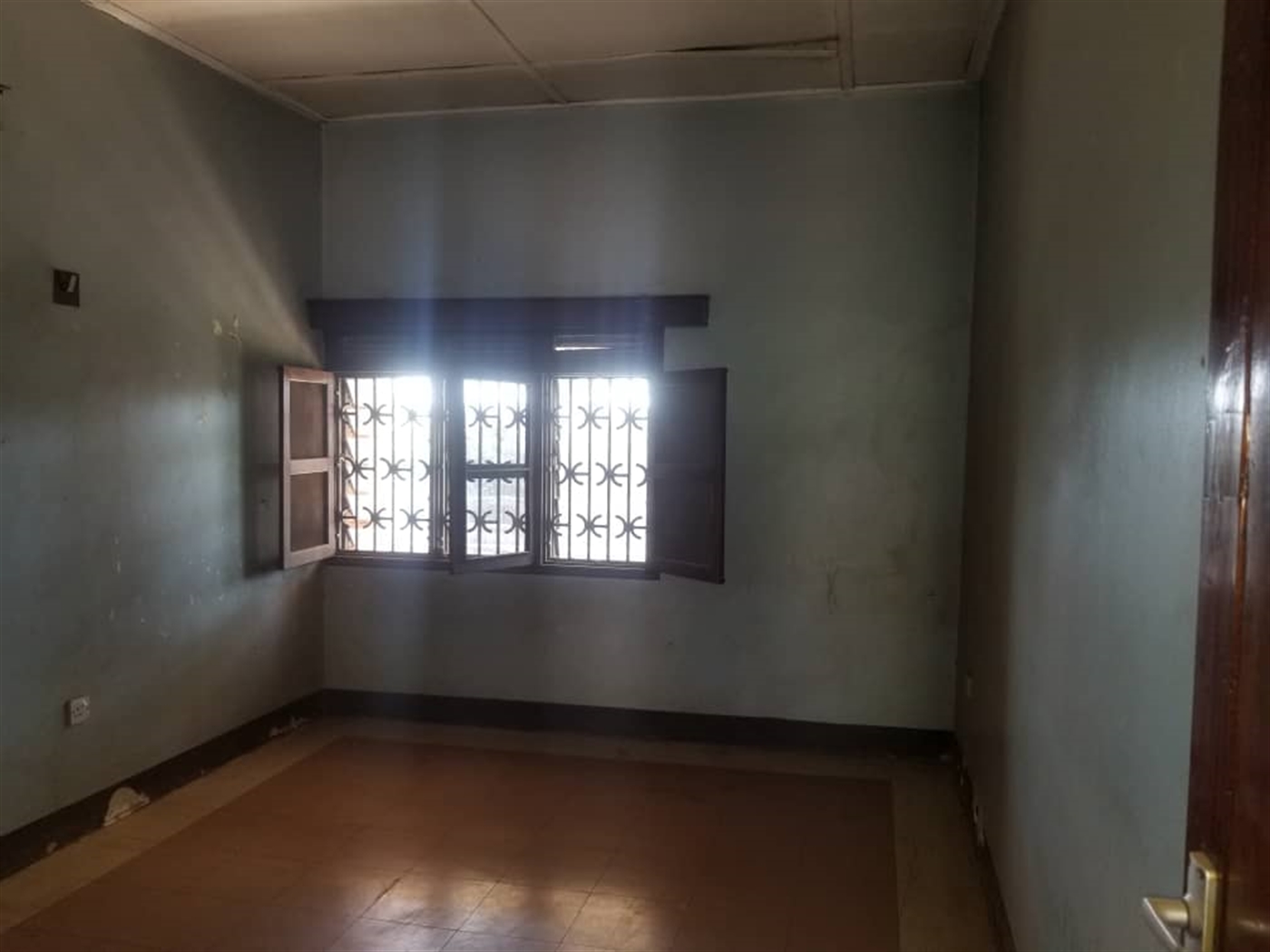 Office Space for rent in Mengo Kampala