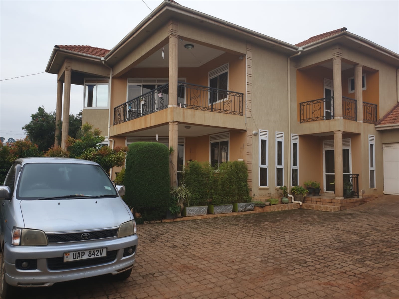 Storeyed house for sale in Bbunga Kampala