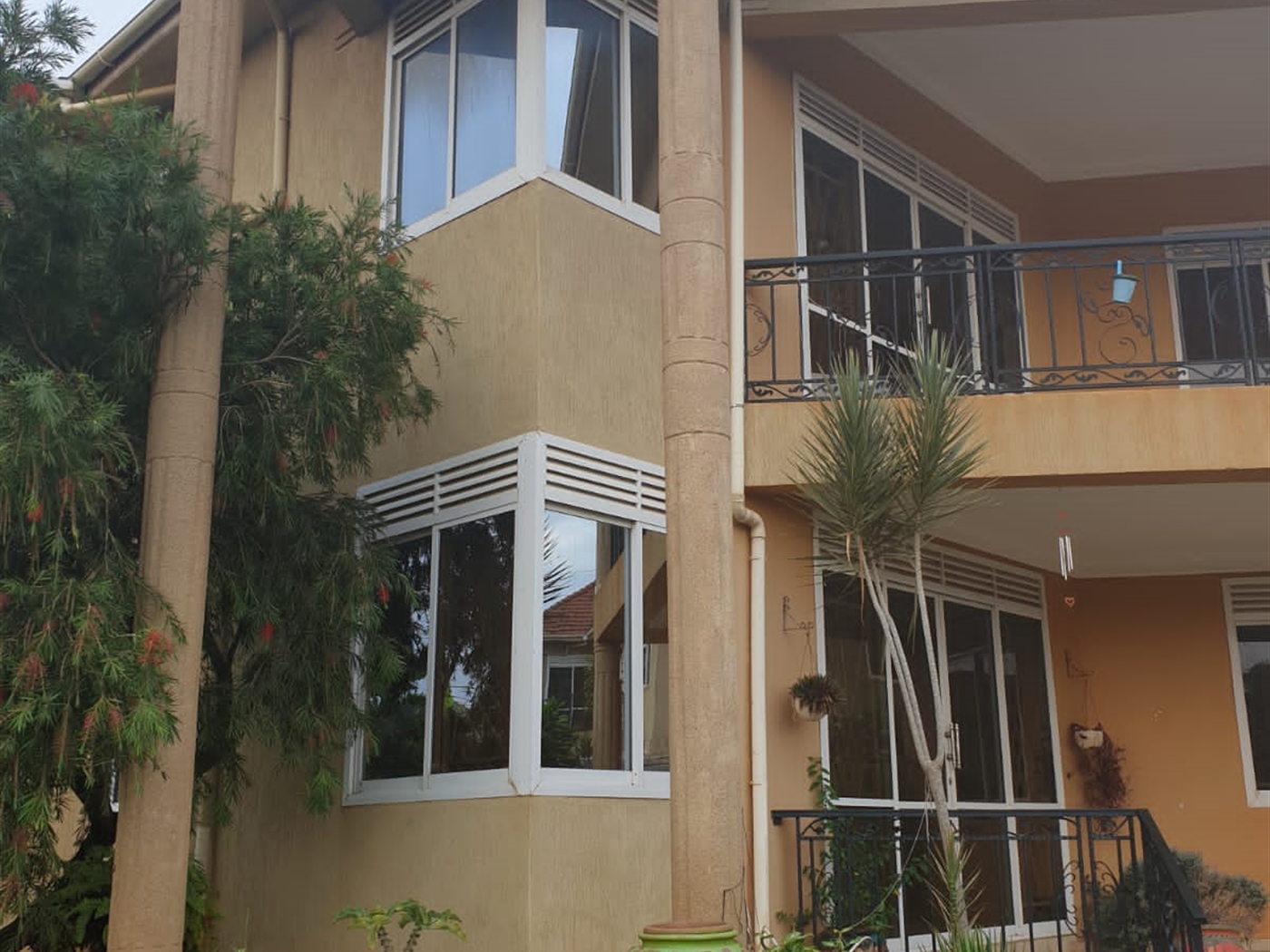 Storeyed house for sale in Bbunga Kampala