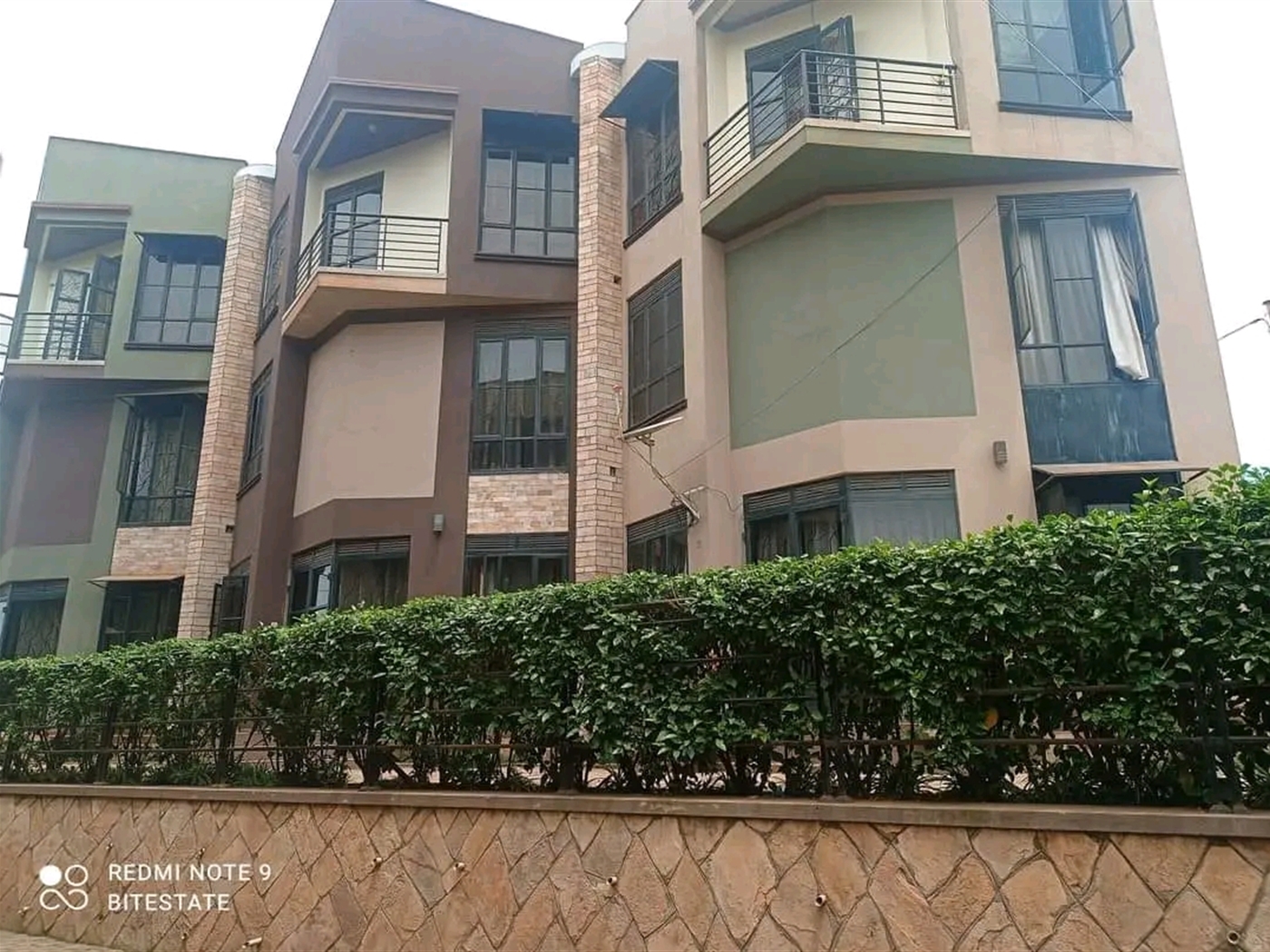 Duplex for rent in Buwaate Wakiso