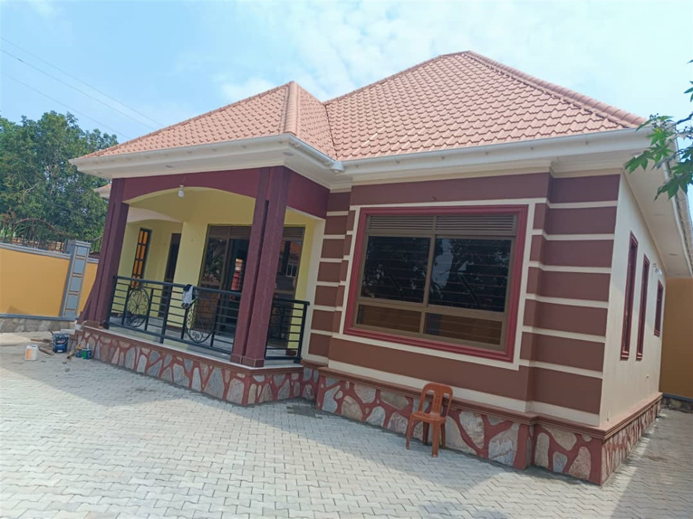 Bungalow for sale in Kitende Wakiso