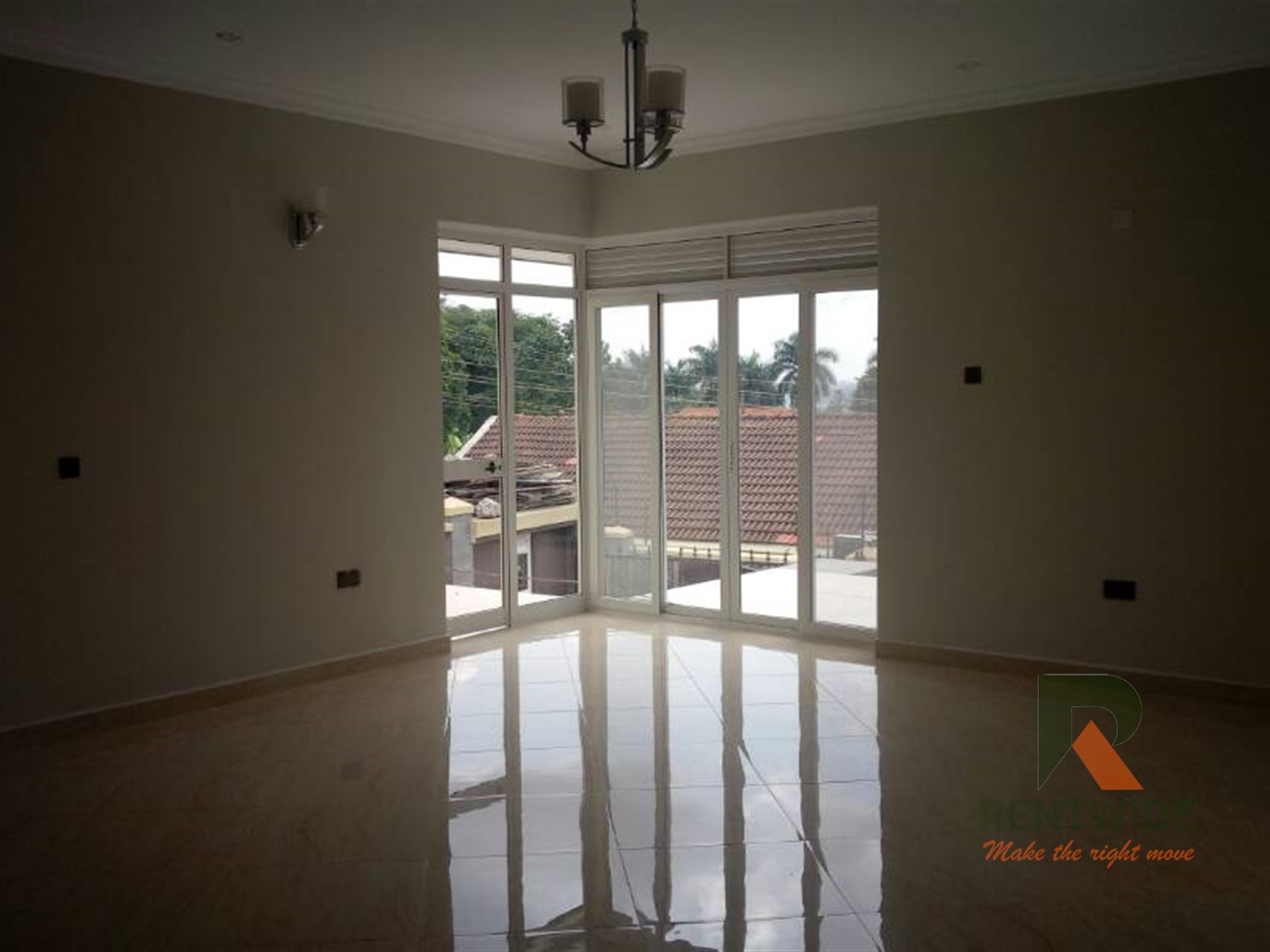 Villa for sale in Muyenga Kampala