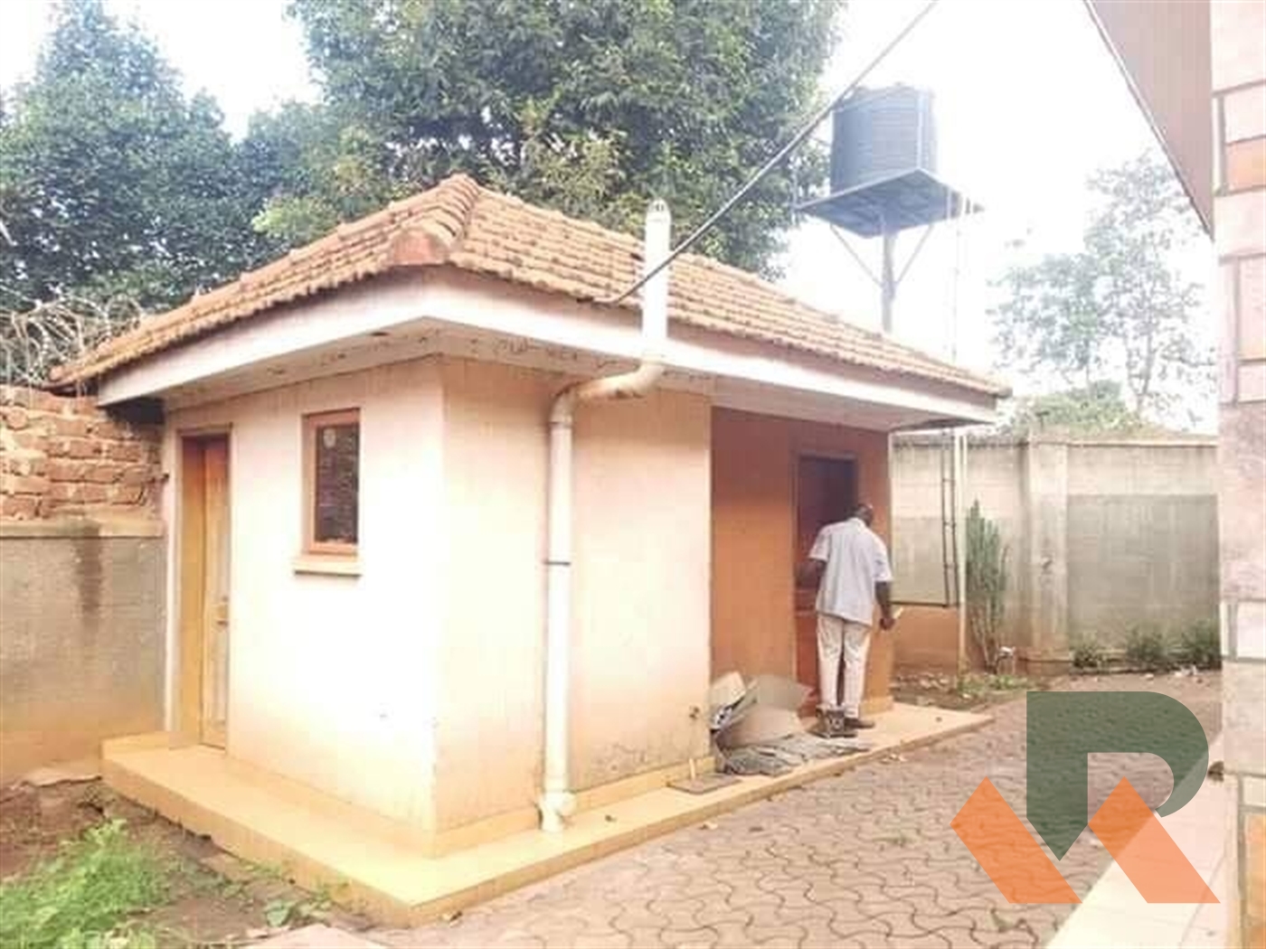 Bungalow for rent in Kulambilo Kampala