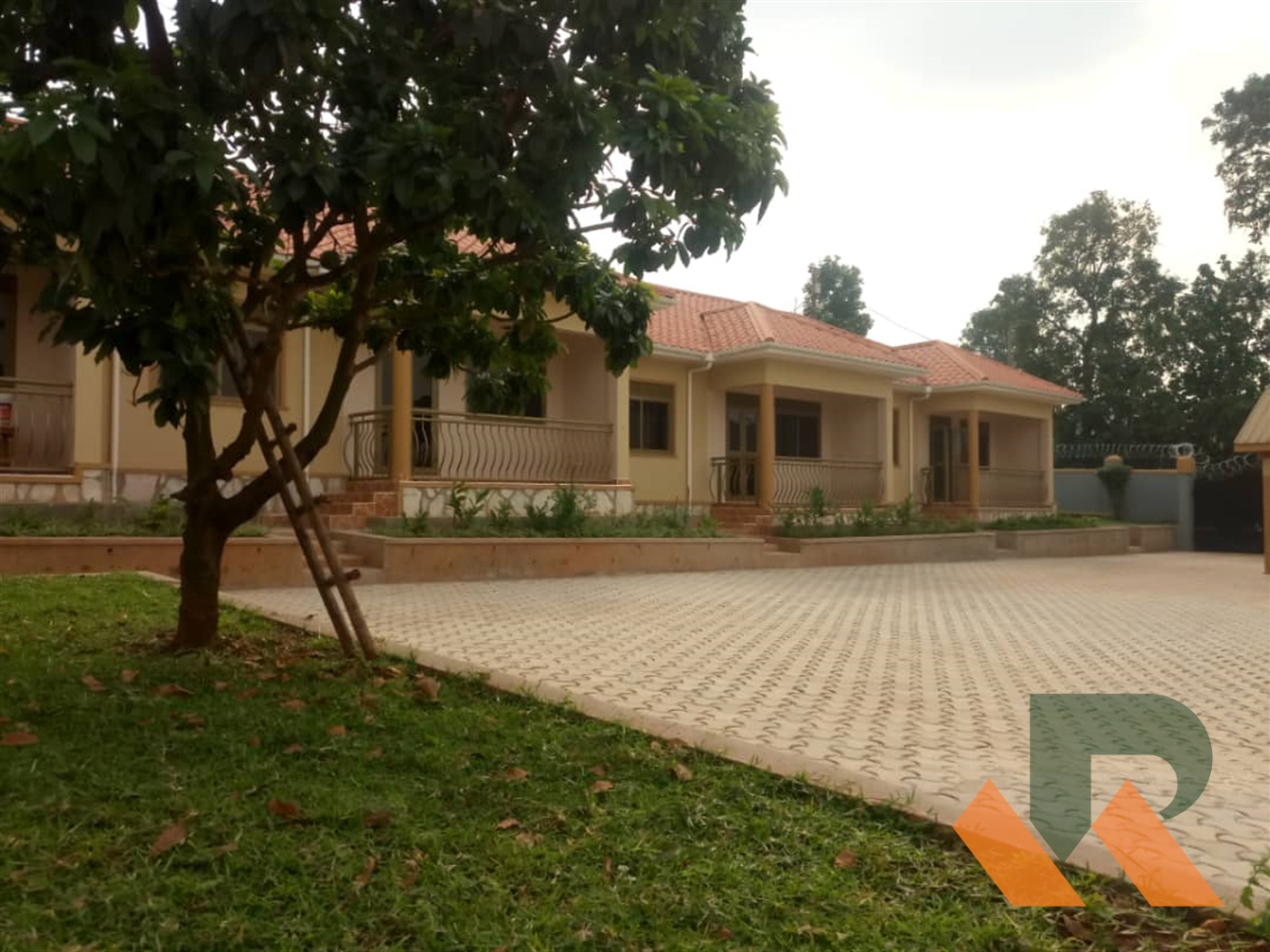 Semi Detached for rent in Kanyanya Wakiso