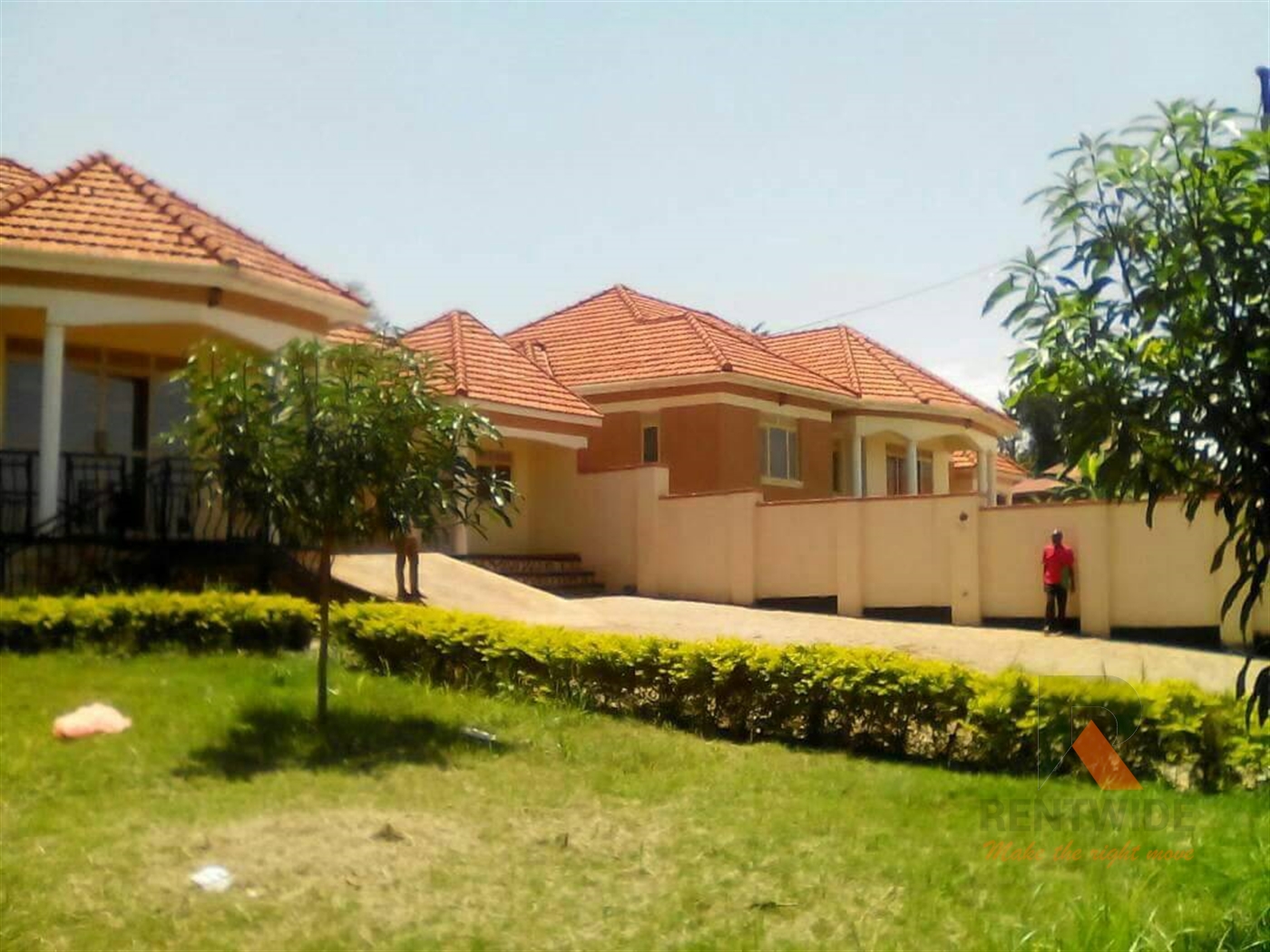 Bungalow for sale in Kitende Wakiso