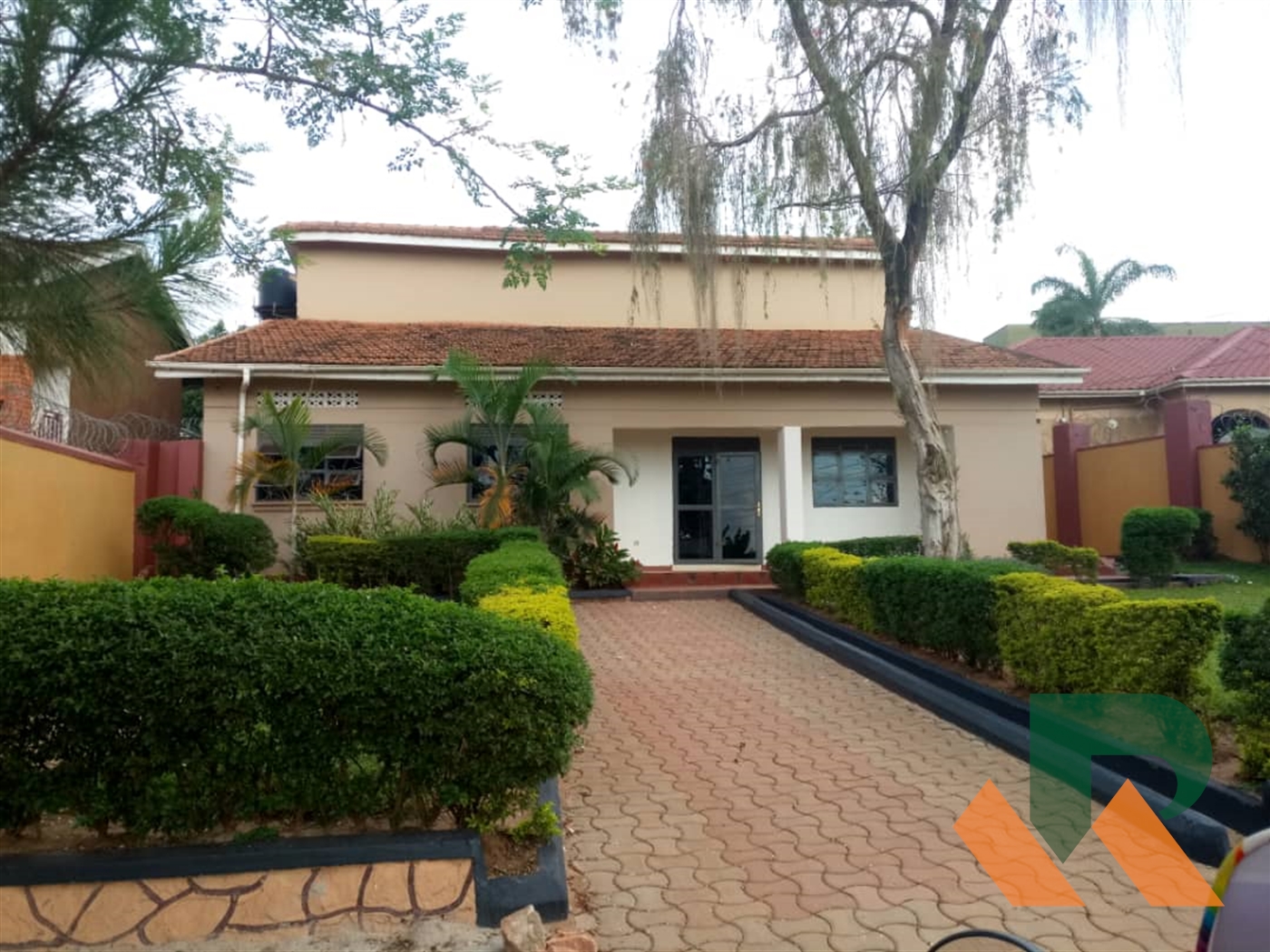 Town House for rent in Bukoto Kampala