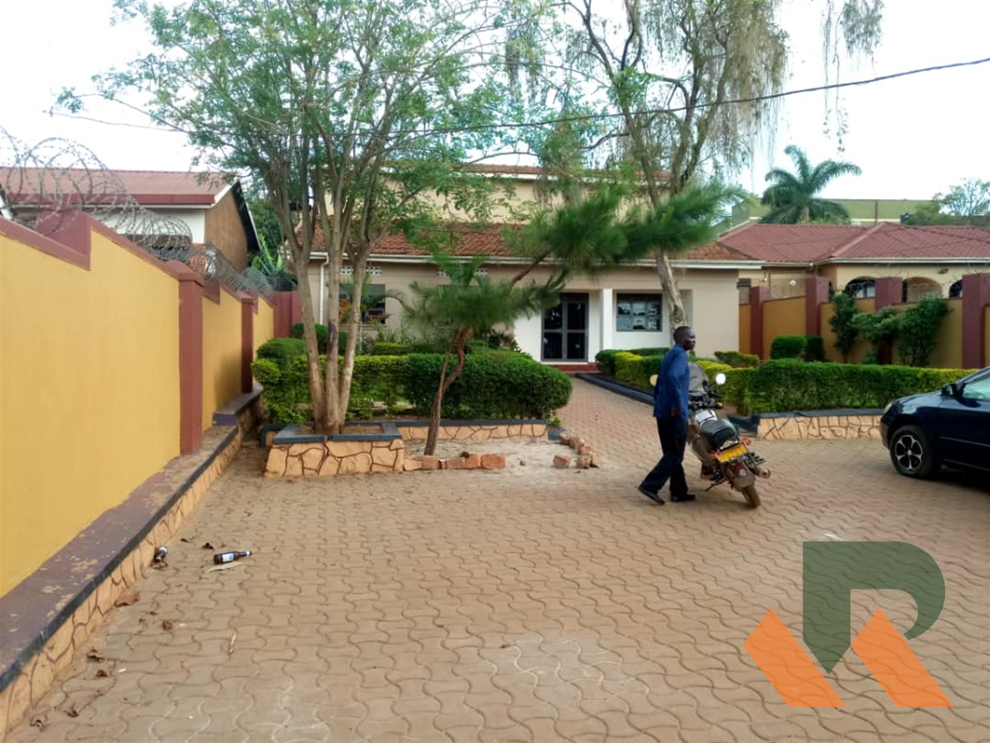 Town House for rent in Bukoto Kampala