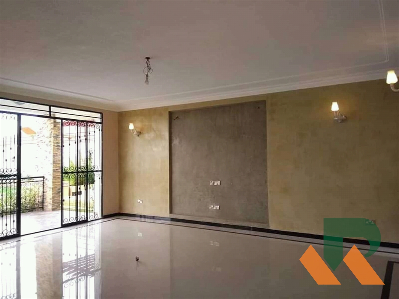 Maisonette for sale in Kira Wakiso