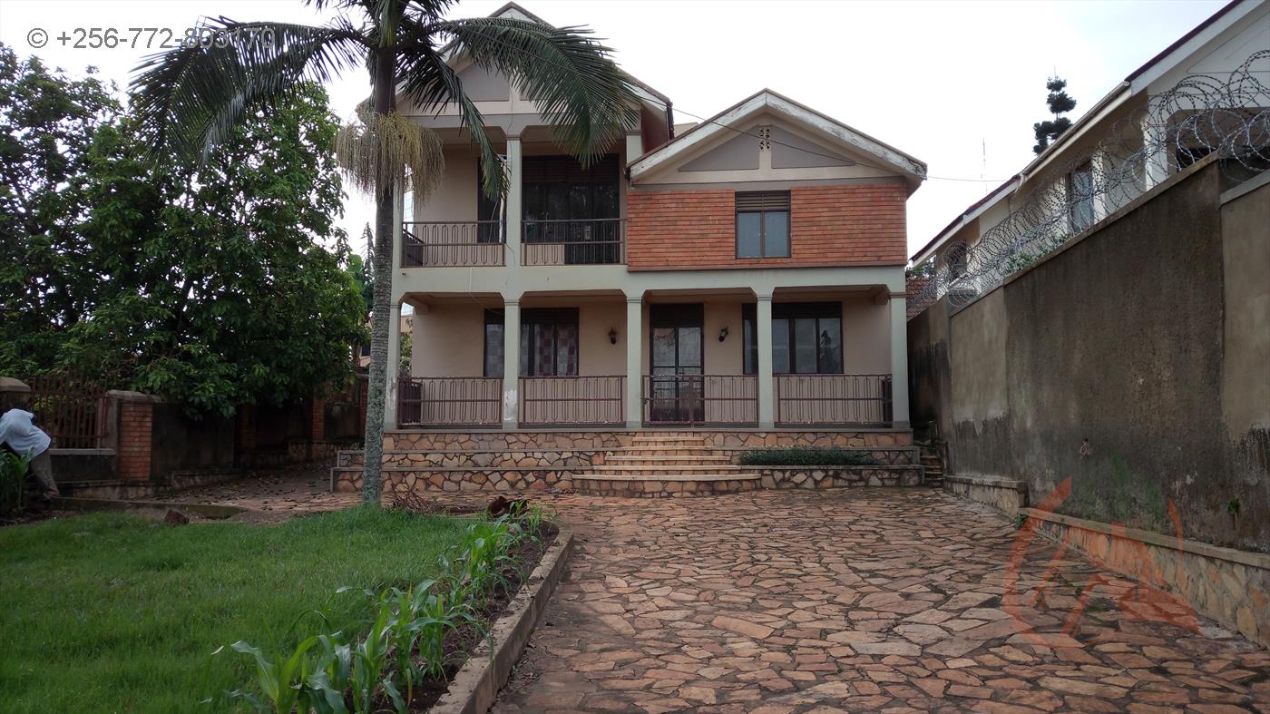 Maisonette for sale in Kololo Kampala