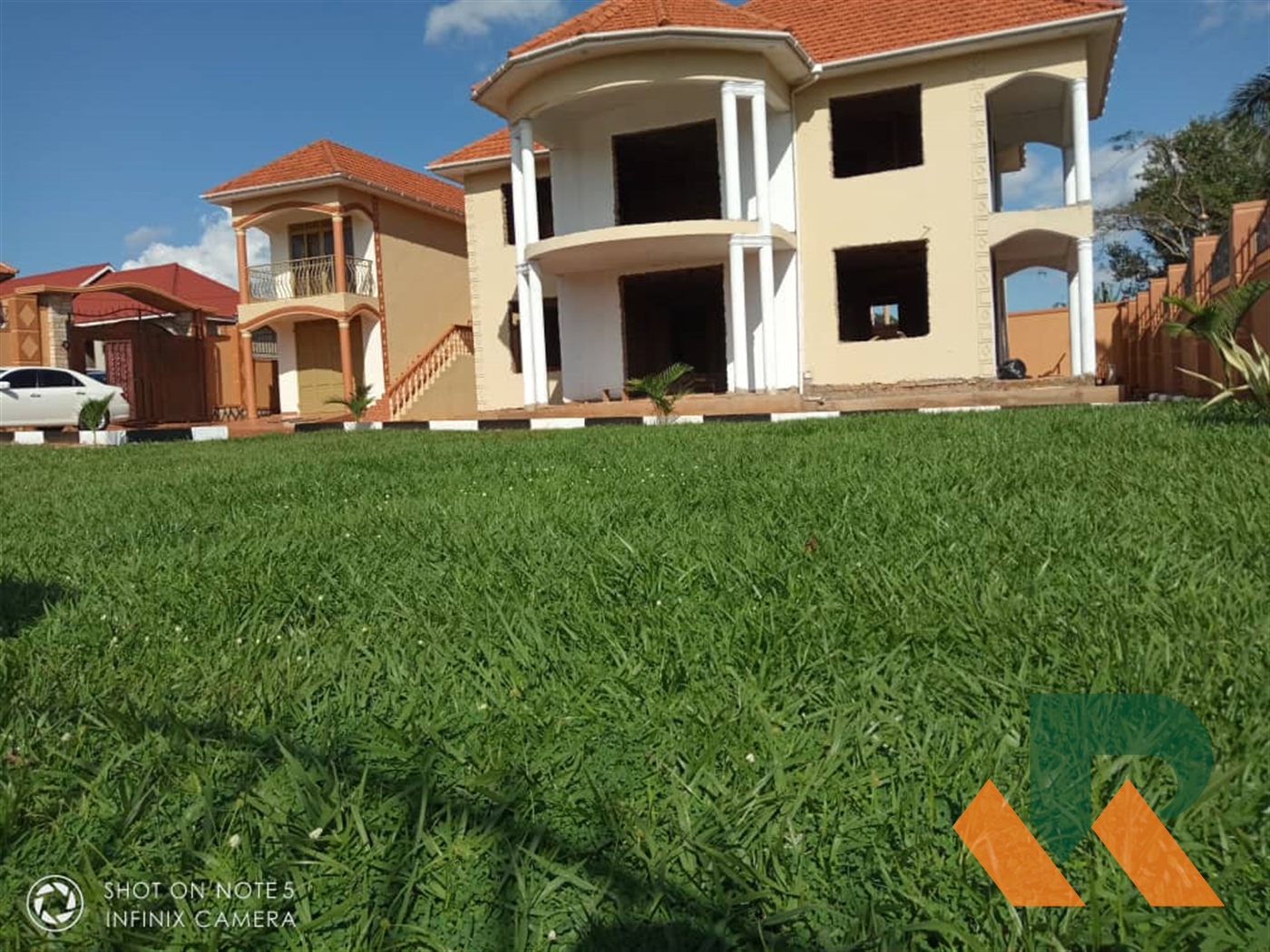 Maisonette for sale in Najjera Wakiso