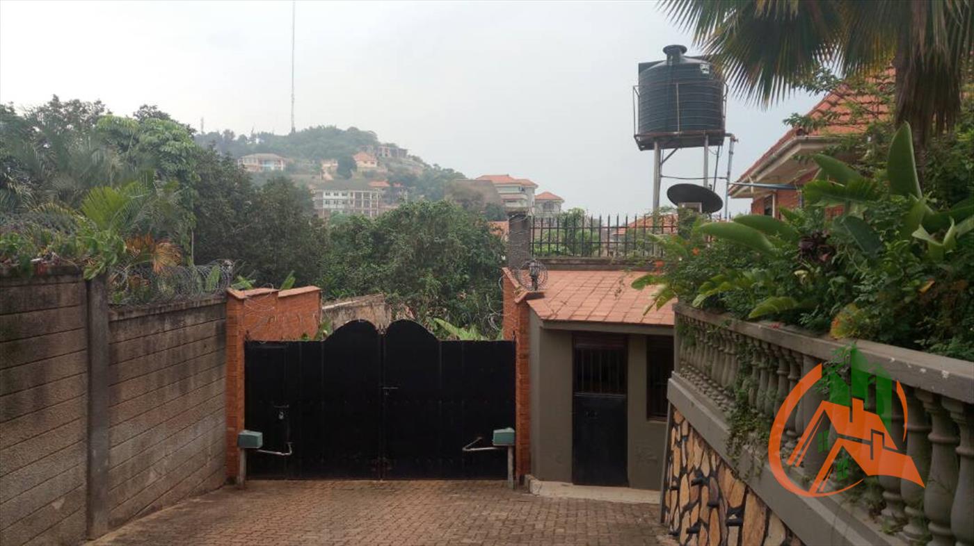 Bungalow for rent in Buziga Kampala