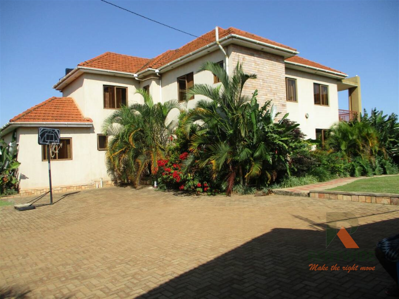 Maisonette for sale in Kisaasi Kampala