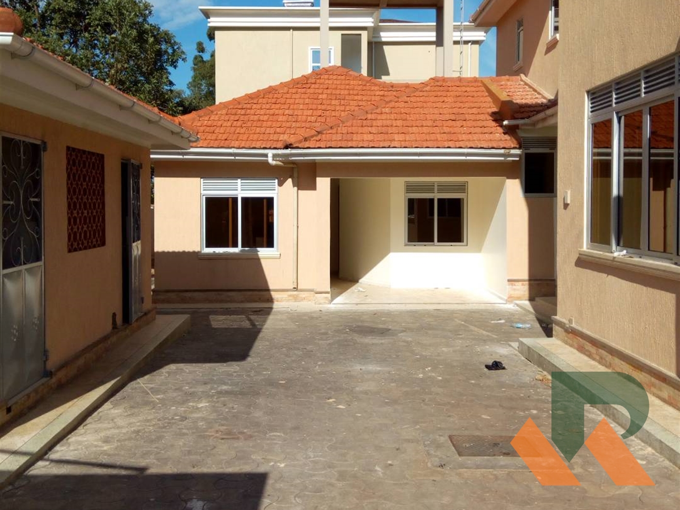 Mansion for sale in Munyonyo Kampala