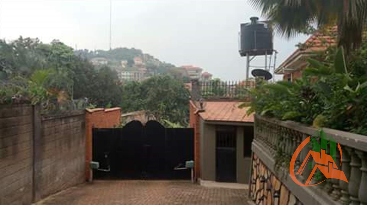 Maisonette for rent in Buziga Kampala