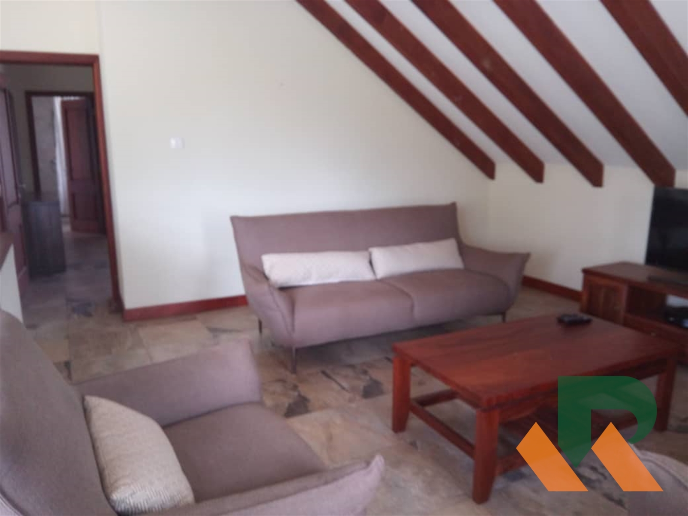 Villa for rent in Munyonyo Kampala