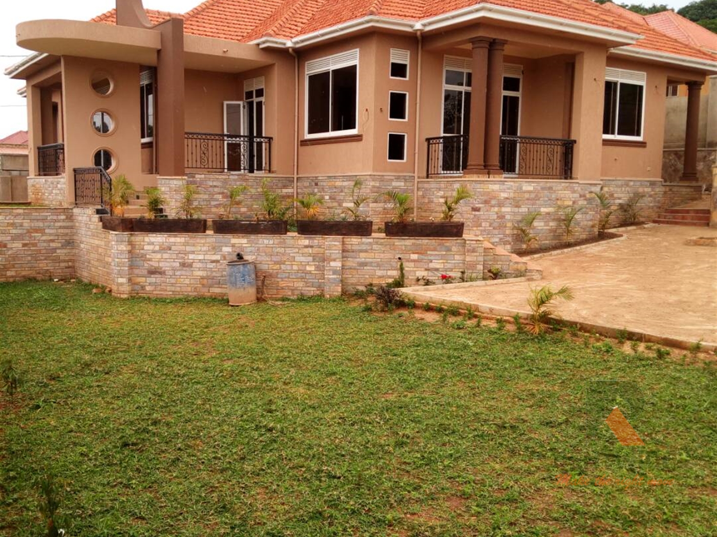 Bungalow for sale in Kira Wakiso