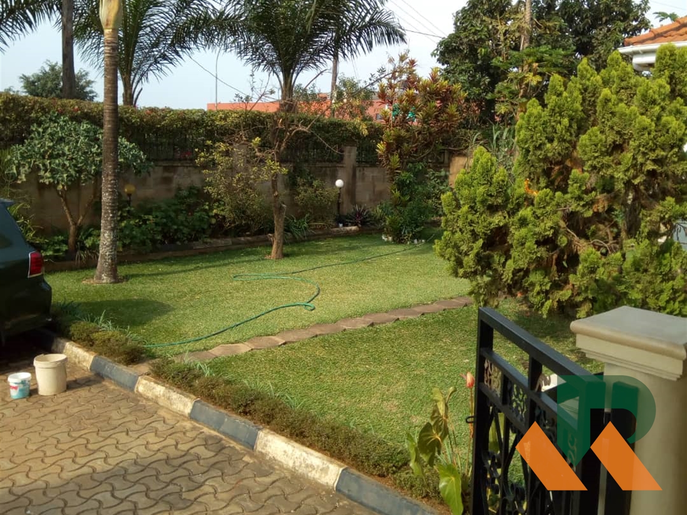 Mansion for sale in Munyonyo Kampala