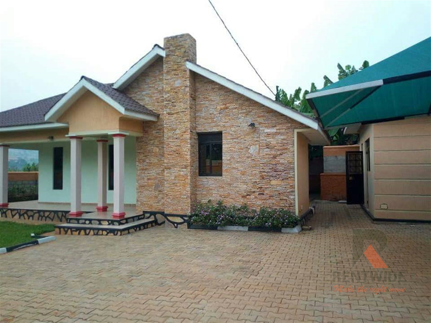 Bungalow for sale in Kitende Wakiso