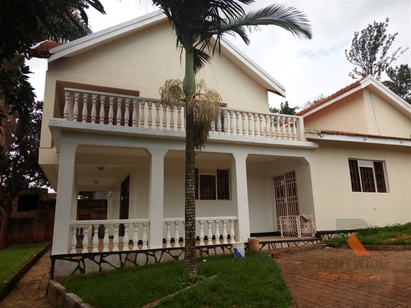 Duplex for sale in Seguku Wakiso