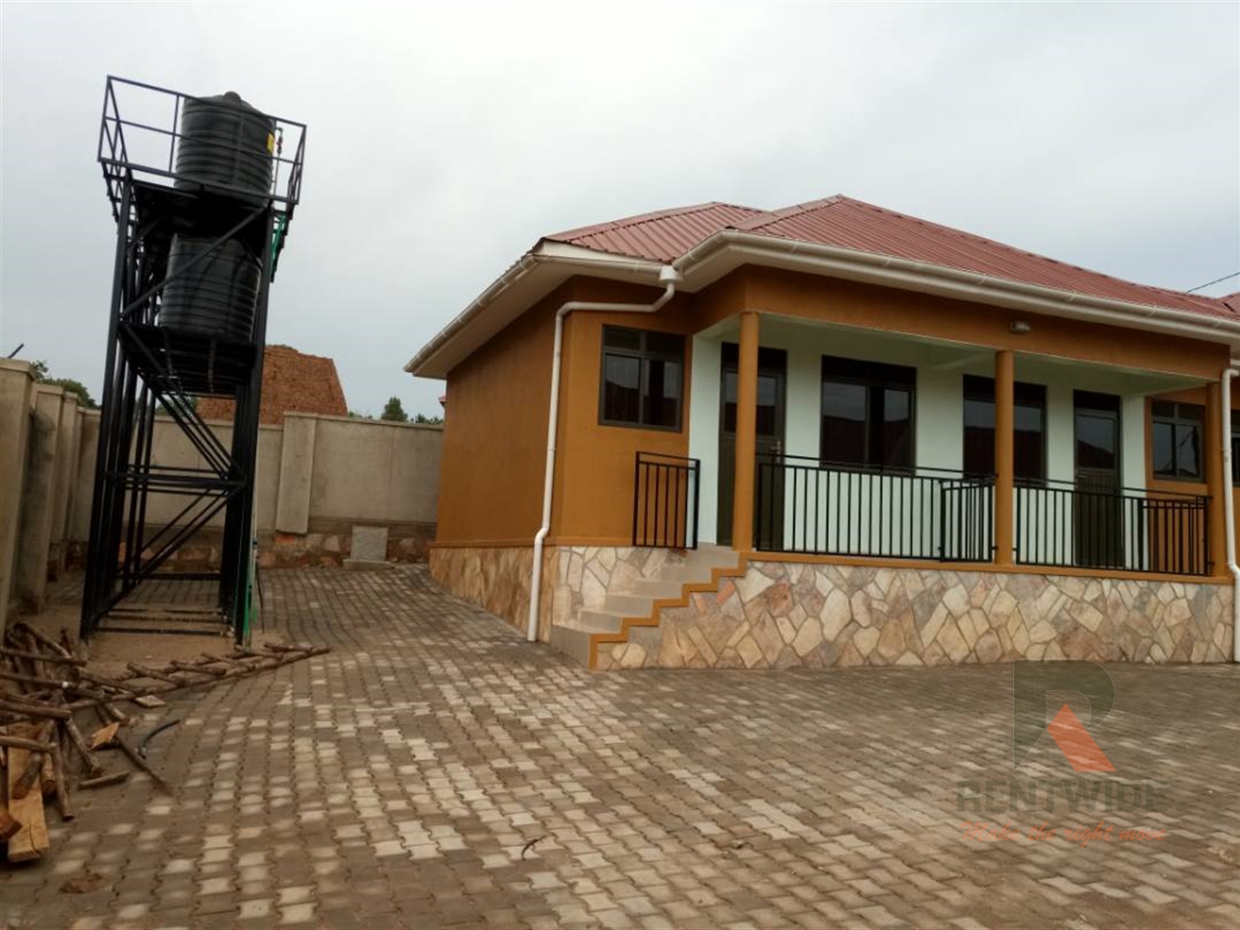 Semi Detached for rent in Mpererwe Kampala