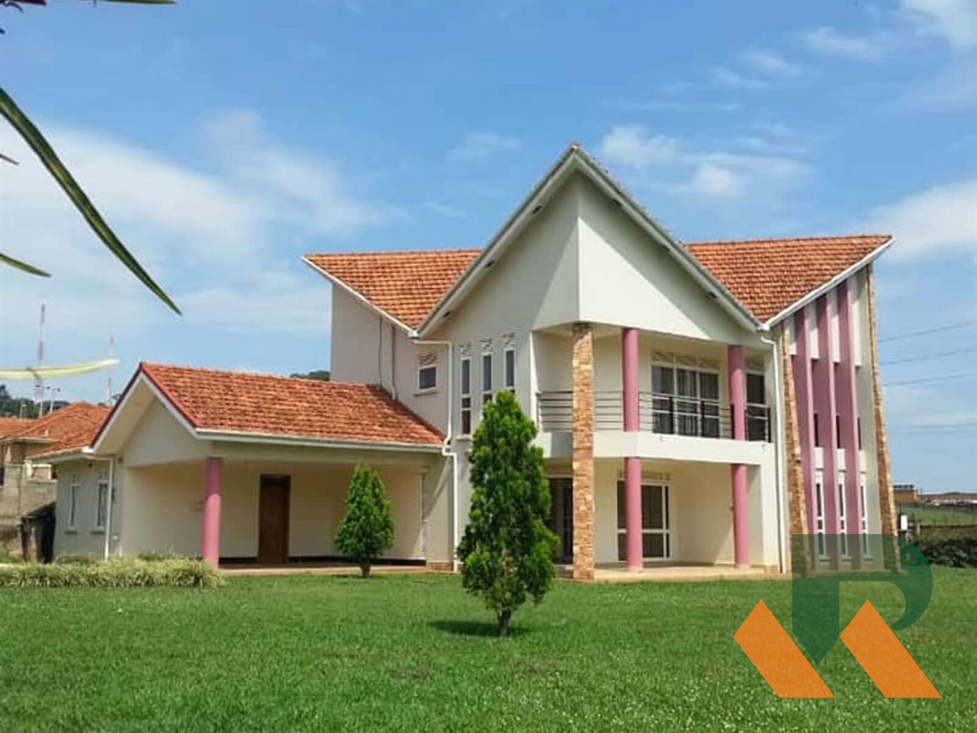 Maisonette for sale in Lubowa Wakiso