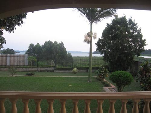 Bungalow for rent in Munyonyo Kampala