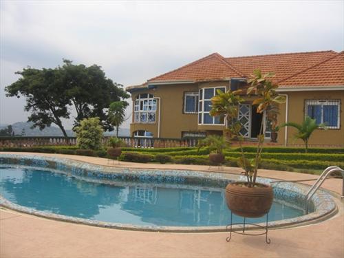Maisonette for rent in Buziga Kampala