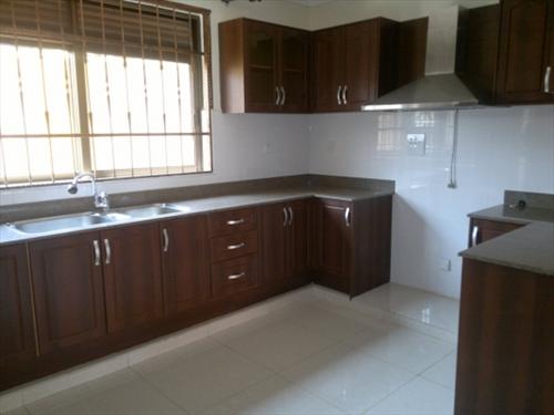 Bungalow for sale in Lubowa Wakiso