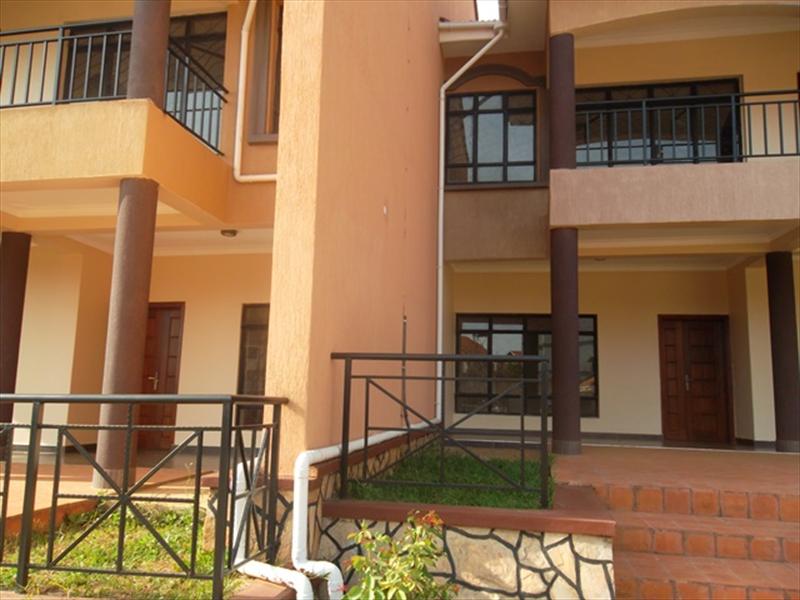 Mansion for rent in Munyonyo Kampala