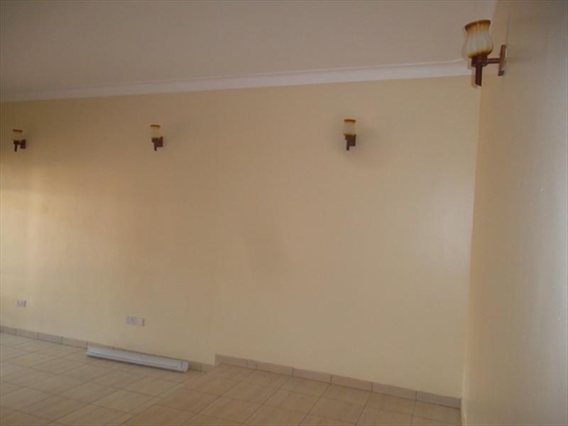 Mansion for rent in Munyonyo Kampala