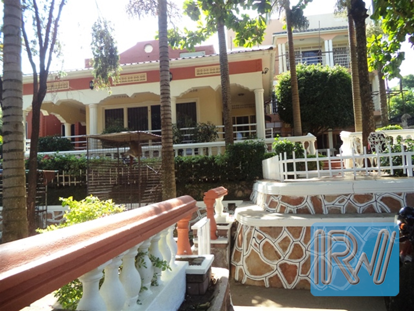 Mansion for sale in Kitende Wakiso