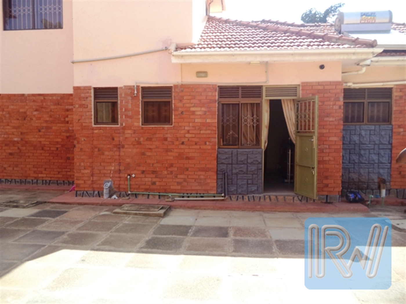 Apartment for rent in Bwebajja Wakiso