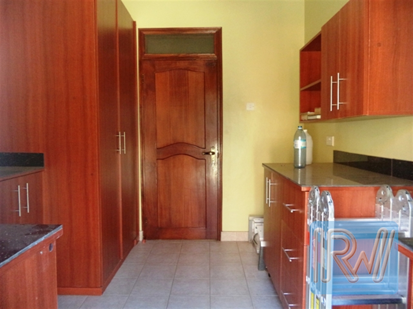 Apartment for rent in Bwebajja Wakiso