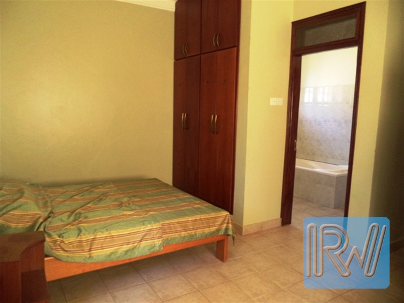 Apartment for rent in Bwebajja Wakiso