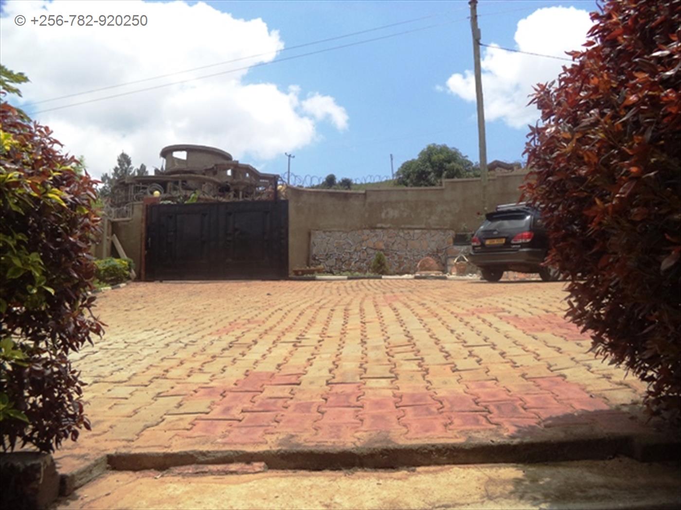 Bungalow for sale in Bwebajja Wakiso