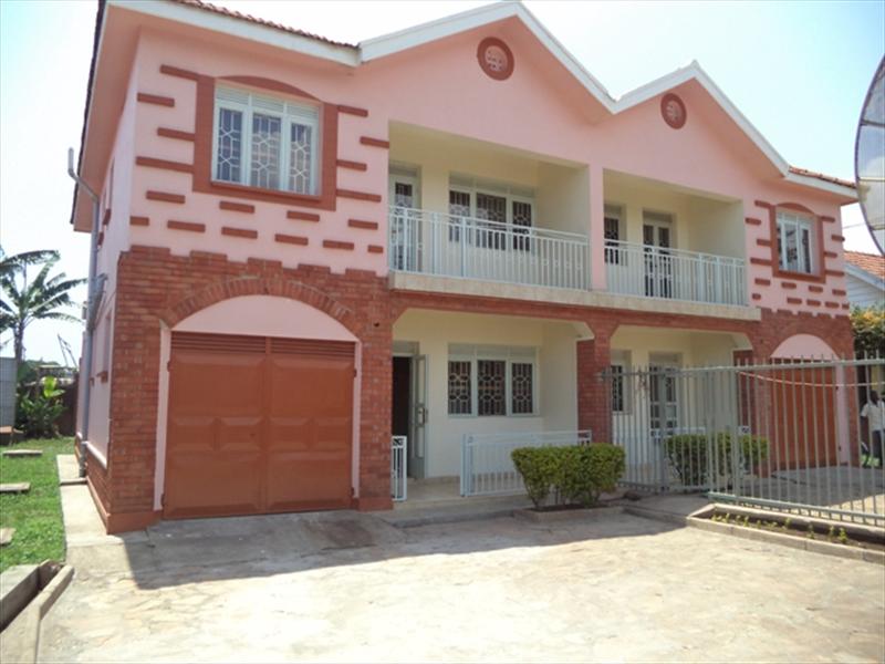 Storeyed house for rent in Entebbe Wakiso