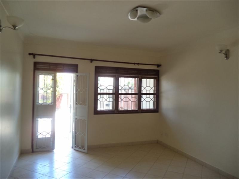 Storeyed house for rent in Entebbe Wakiso