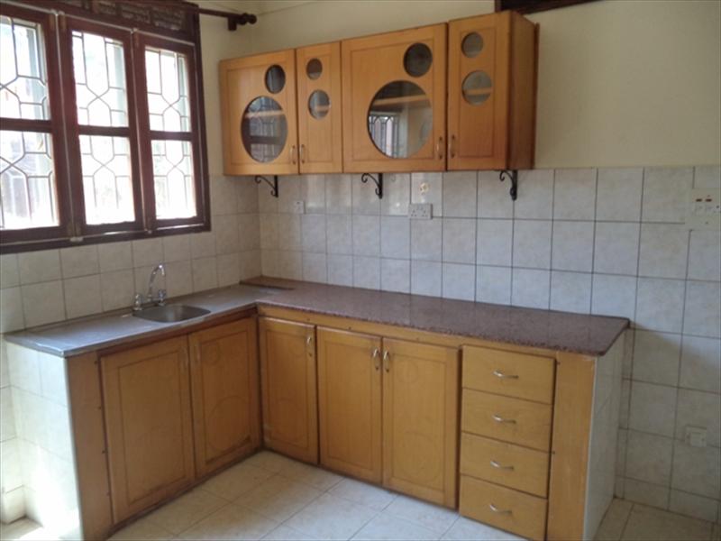 Storeyed house for rent in Entebbe Wakiso