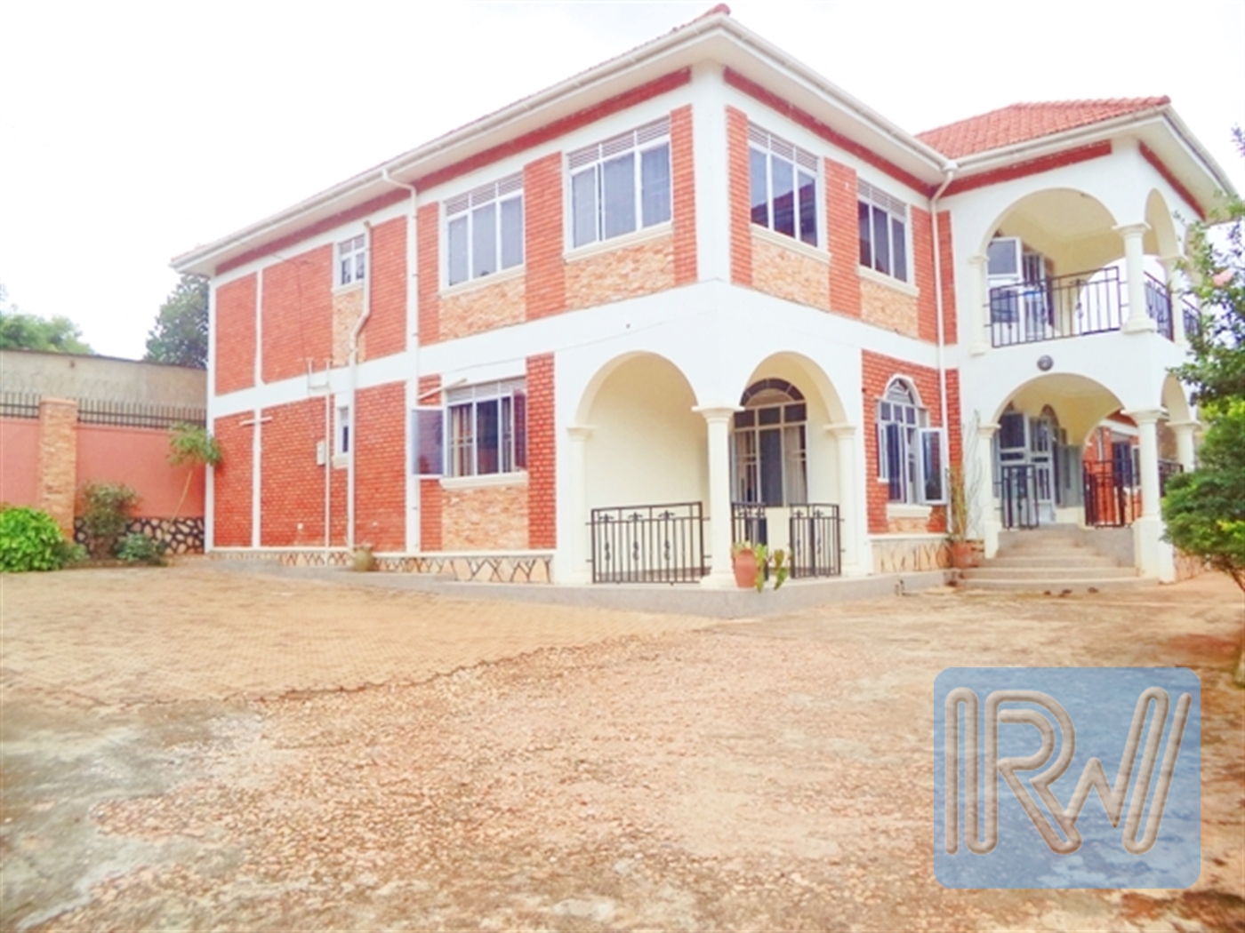 Storeyed house for rent in Entebbe Wakiso