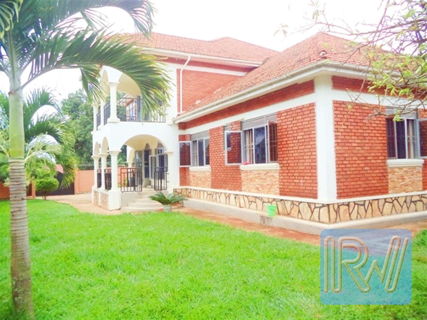 Storeyed house for rent in Entebbe Wakiso