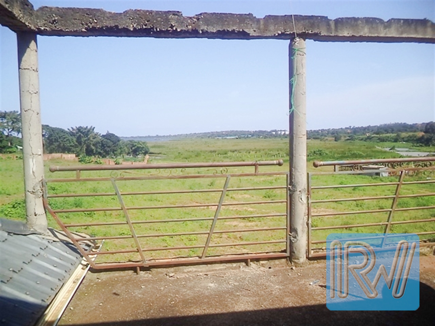 Storeyed house for sale in Kawuku Wakiso