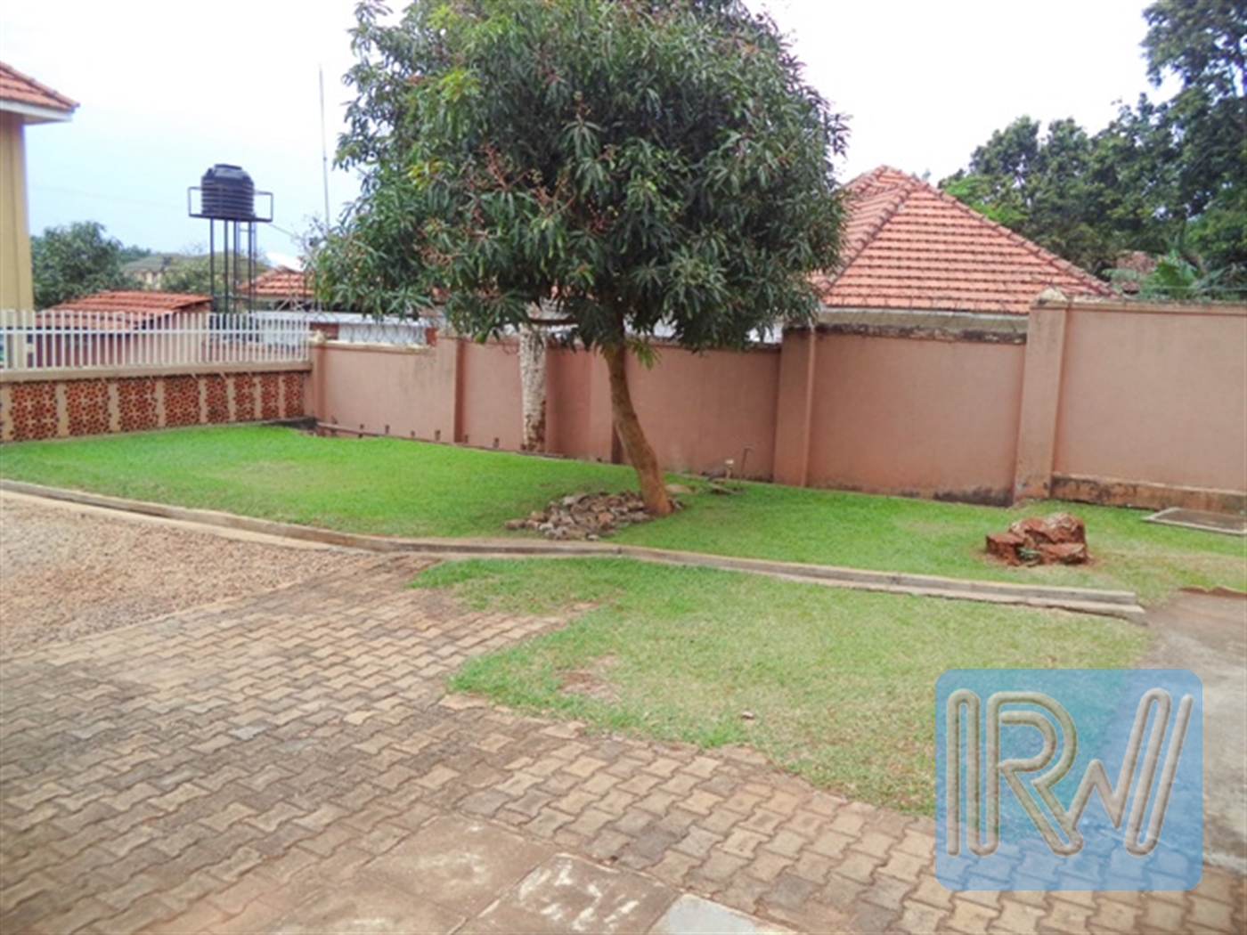 Storeyed house for rent in Entebbe Wakiso