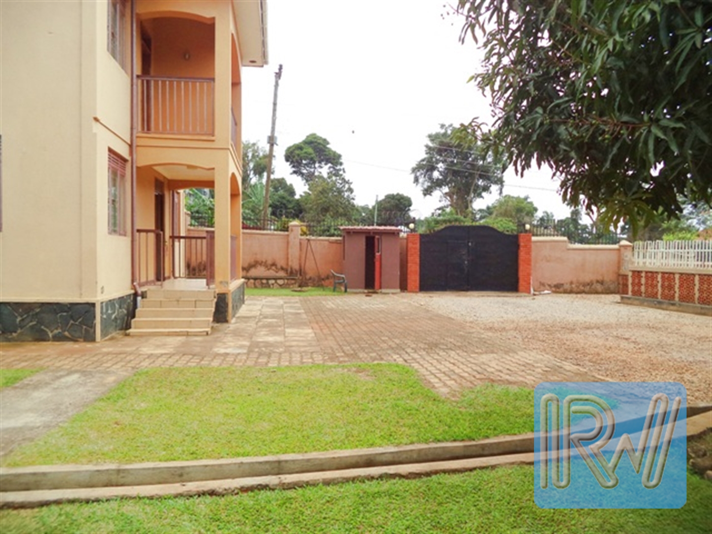 Storeyed house for rent in Entebbe Wakiso